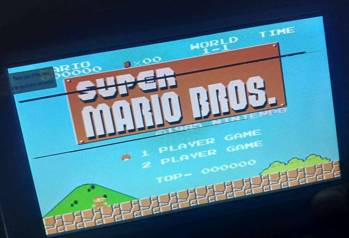 Rechargeable Game Console - Screen lines