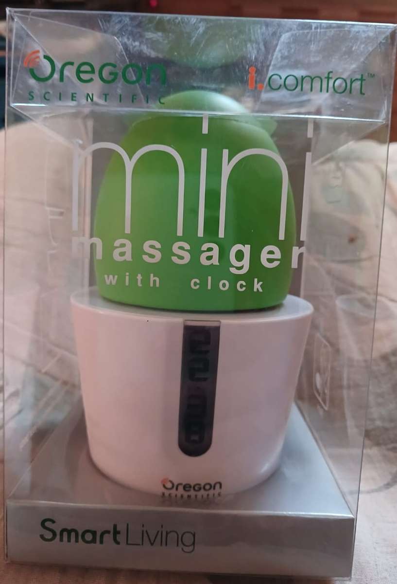Oregon Scientific i.Comfort Mini Massager with Clock - Green