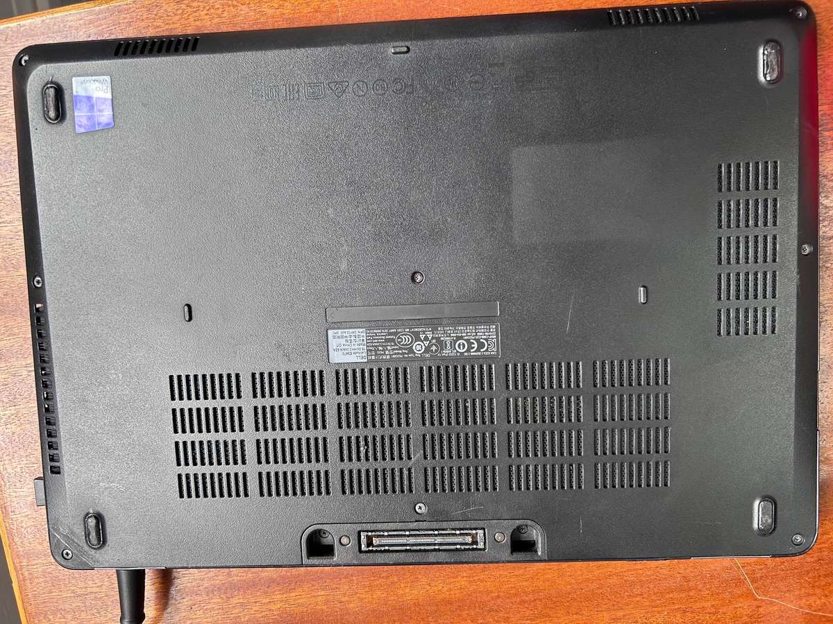 The Dell Latitude E5470 (i3 6th Gen)