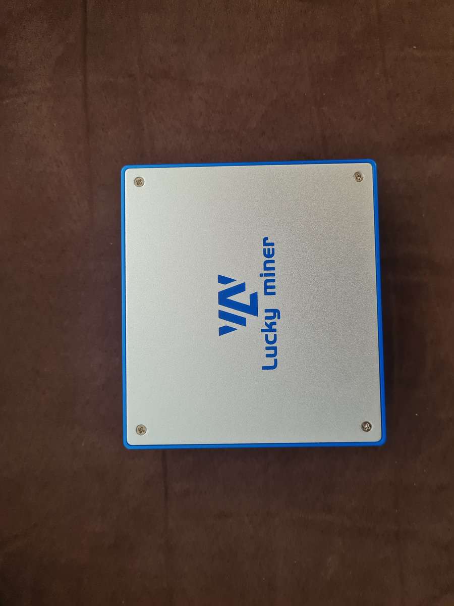 LV07 Lucky Miner Solo Miner - 1000G - Only used for three days