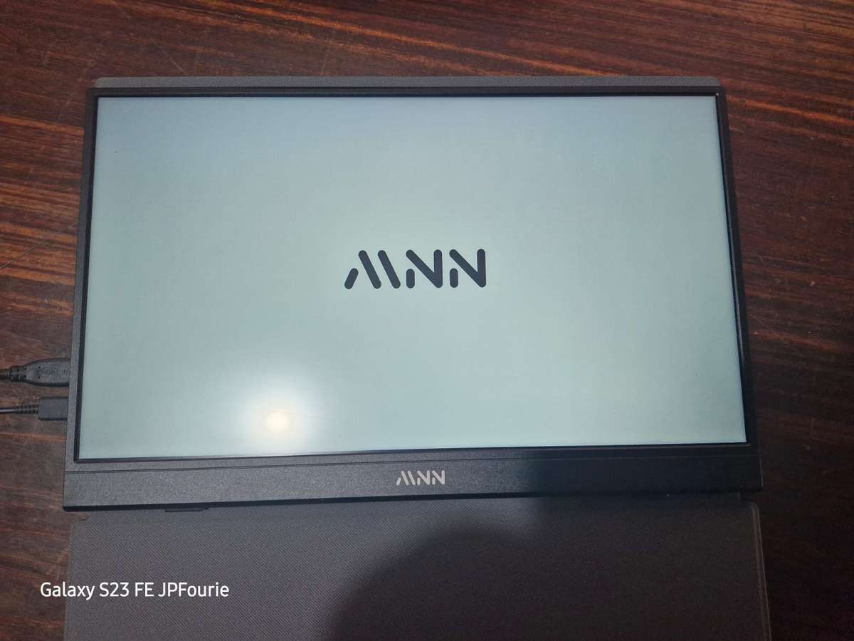 Portable Monitor 15.6inch FHD 1080P USB C HDMI Gaming Ultra-Slim IPS Display w/Smart Cover & Speaker