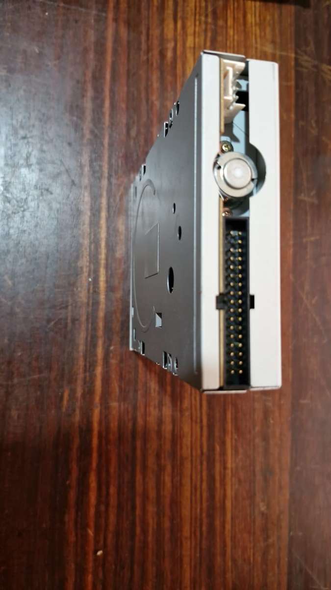 Samsung 1..44mb Stiffy drive NEW !!