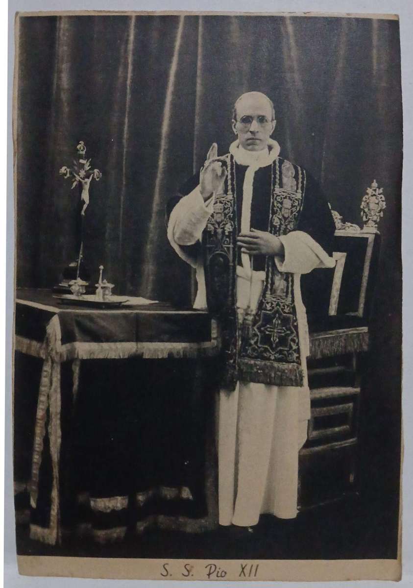 RPPC pope SS Pio X11 set of 4 poste vaticane stamps