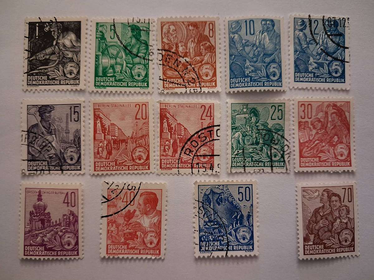 Germany (DDR) 1955 Five Year Plan (Lines on Background)