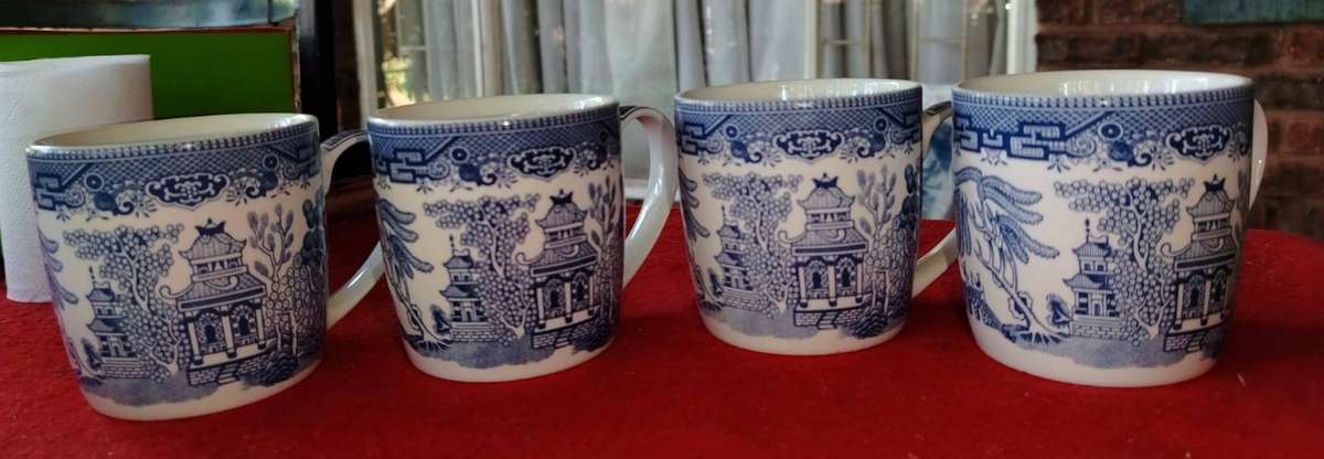 Set of Four (4) x Queens by Churchill Earthenware Mugs and Plates