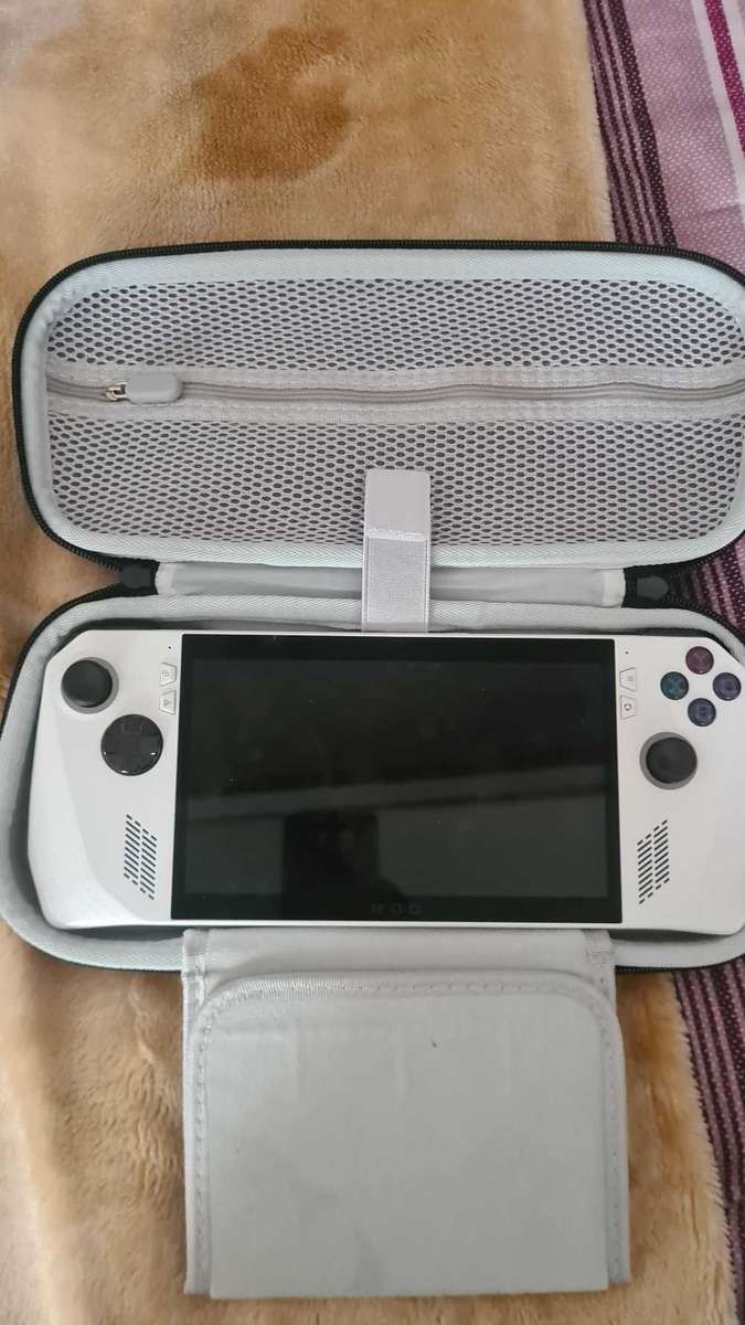 Asus Rog Ally Z1 Extreme