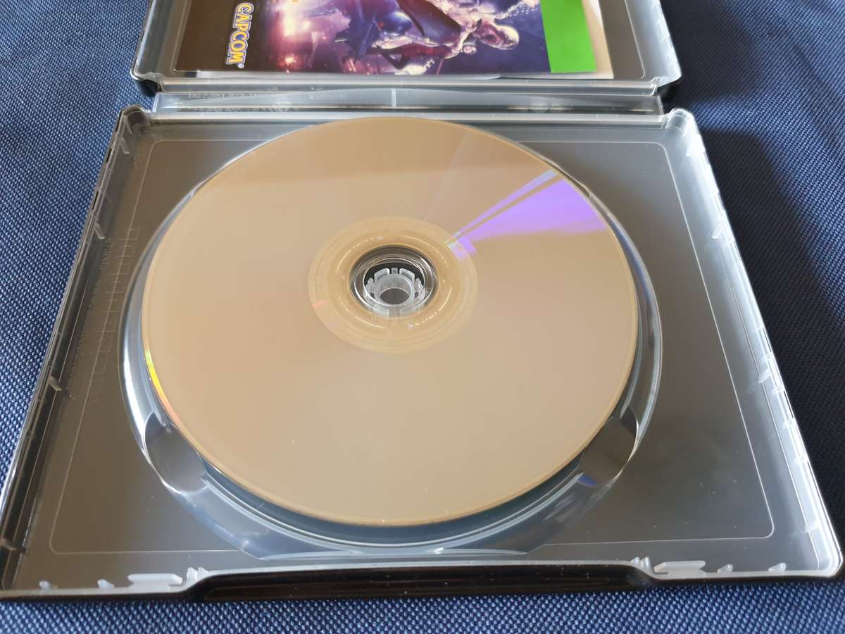 Xbox One Game - Resident Evil Village - Steel Box and cover