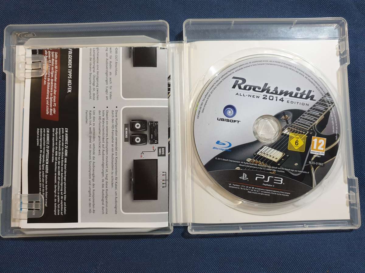 PS3 Game - Rocksmith 2014 + Realtone cable + accessories
