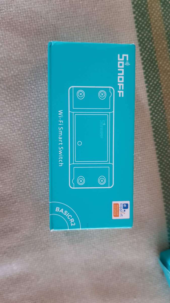 Sonoff Basic R2 smart wifi switch