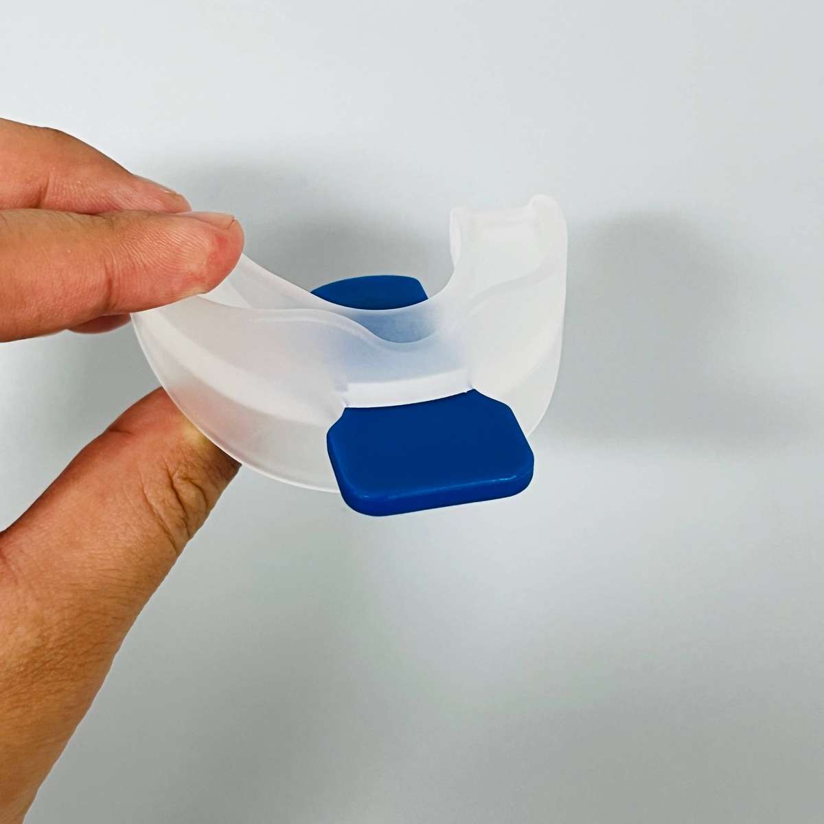 Mouldable anti-snoring mouth piece