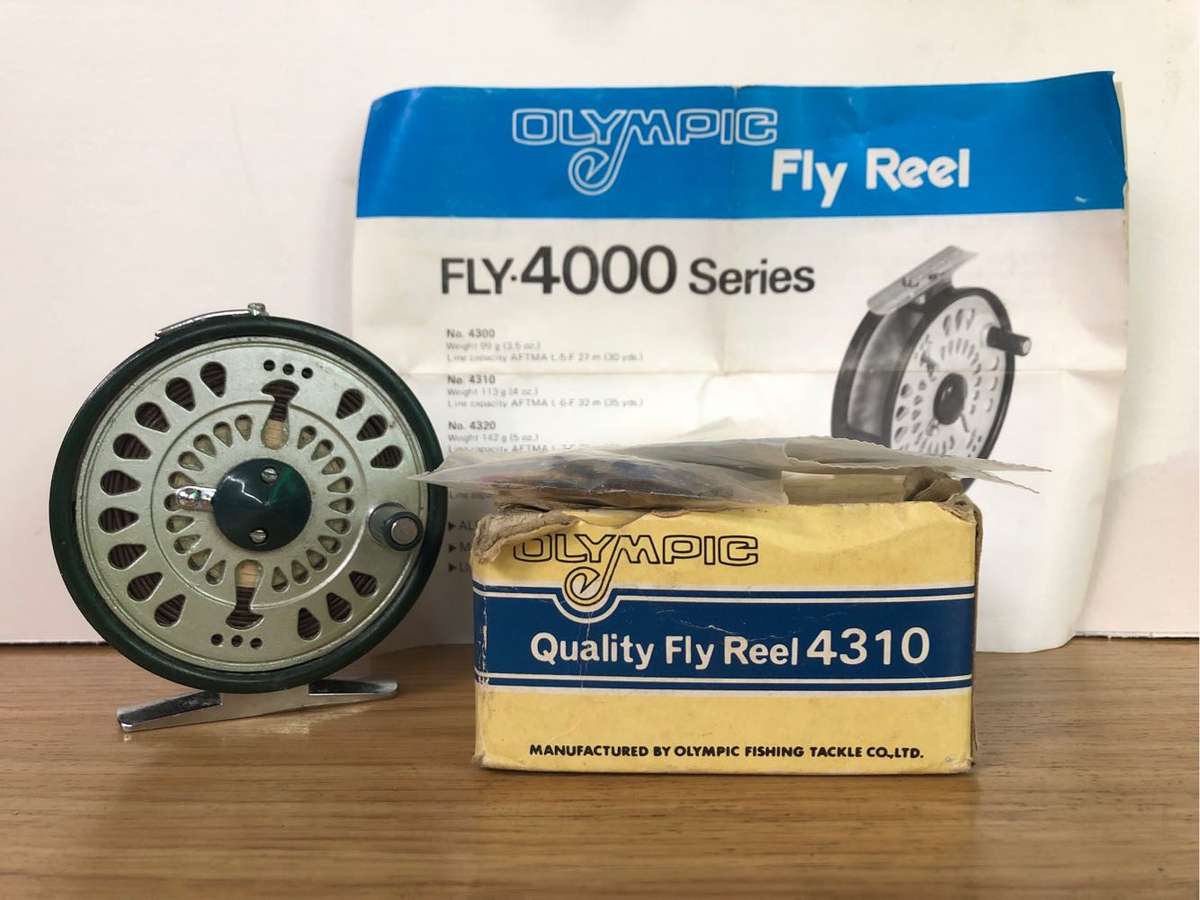 Rare Olympic 4310 Fly fishing reel , Boxed with lures and instruction manual