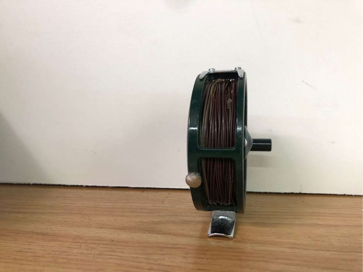 Rare Olympic 4310 Fly fishing reel , Boxed with lures and instruction manual