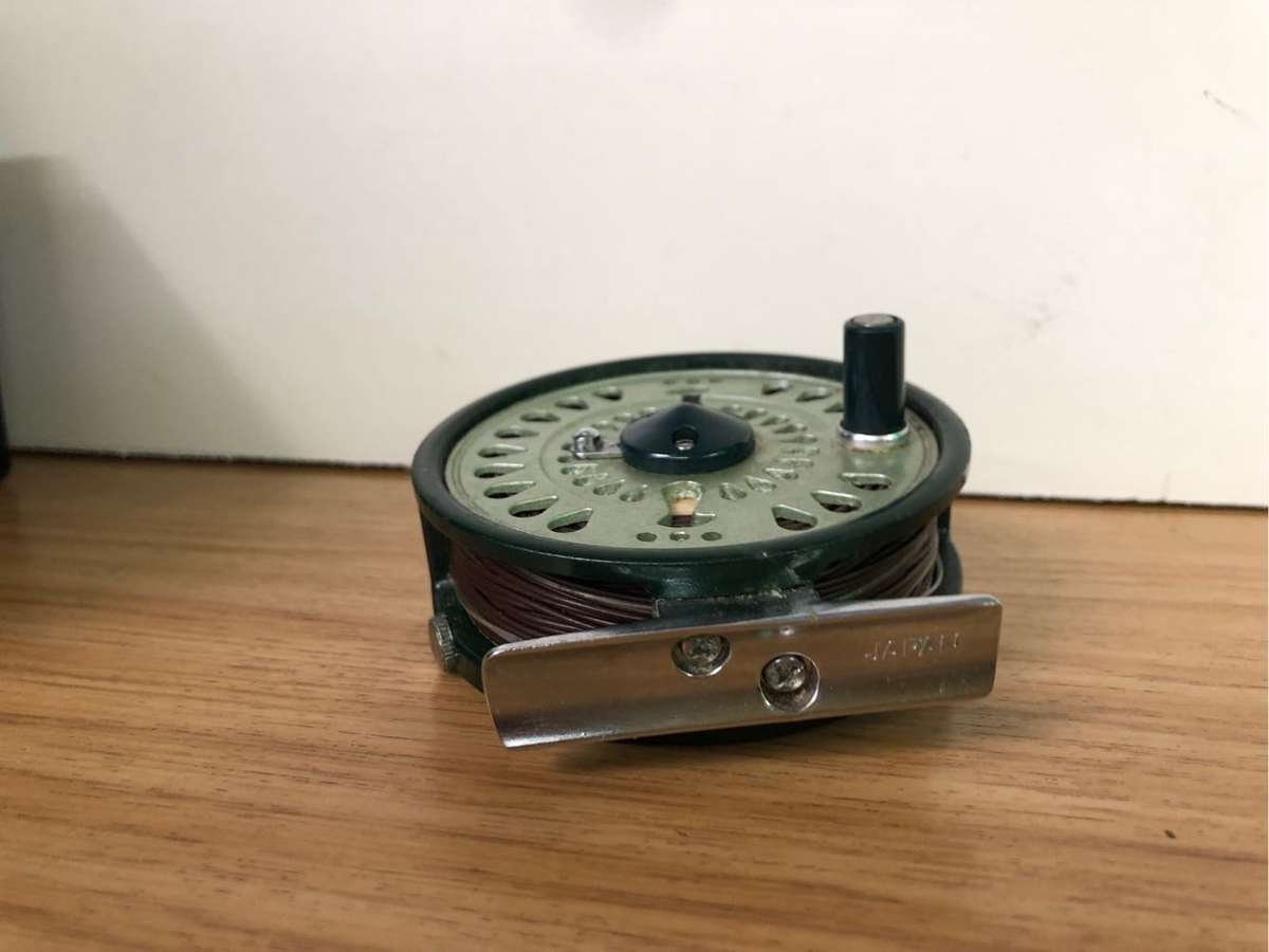 Rare Olympic 4310 Fly fishing reel , Boxed with lures and instruction manual