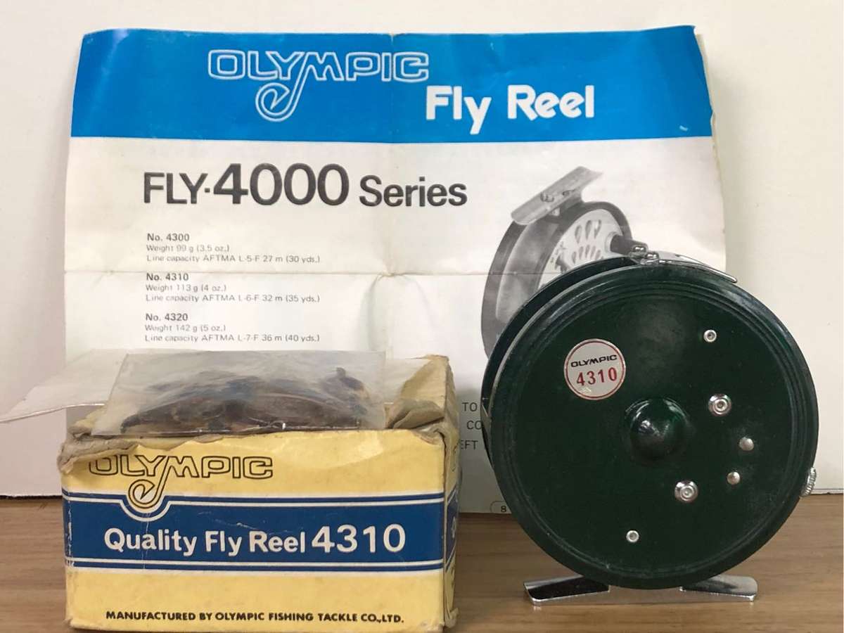 Rare Olympic 4310 Fly fishing reel , Boxed with lures and instruction manual