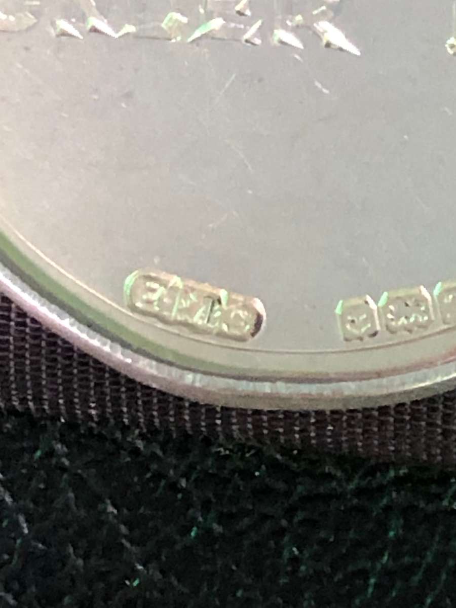 STERLING SILVER ANTIQUE MEDALLION BY BMC DATED 1924 - FOR UNDER 16 100yds - INSCRIBED P.S.G - 10.8g