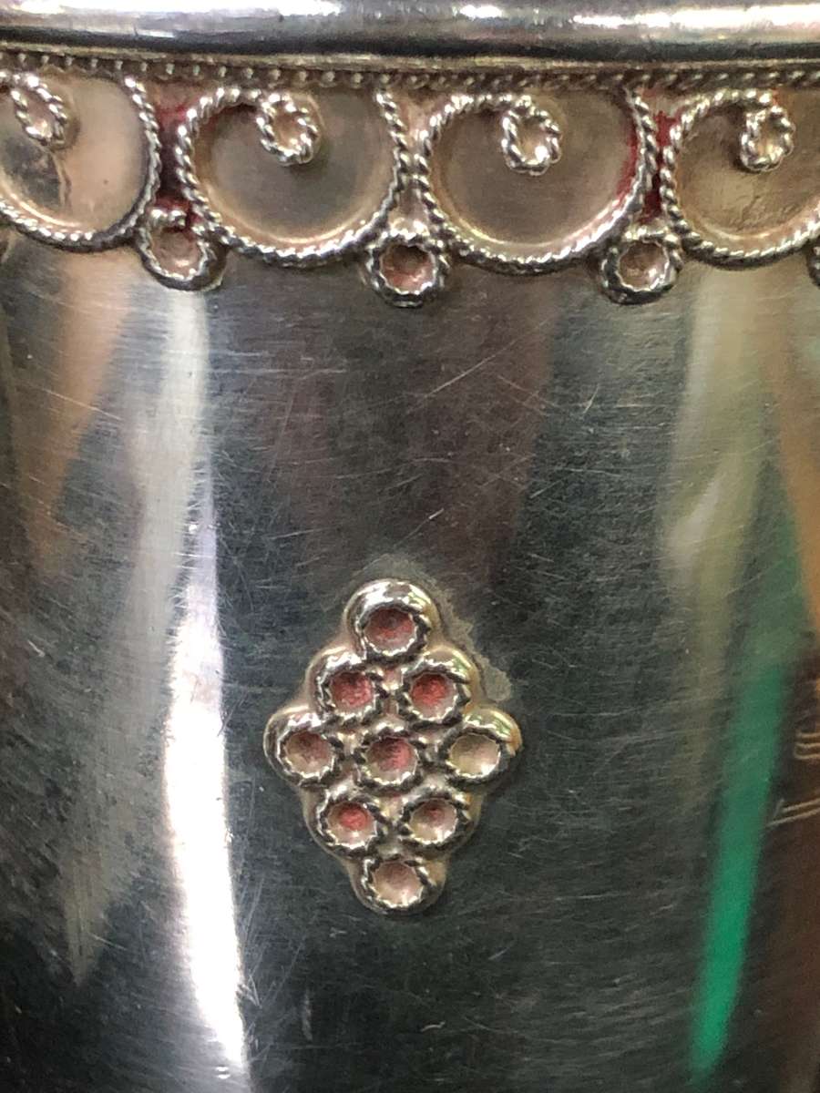 925 HALLMARKED STERLING SILVER KIDDUSH CUP - 103.8g - ENGRAVED IN HEBREW AND DATED 1995