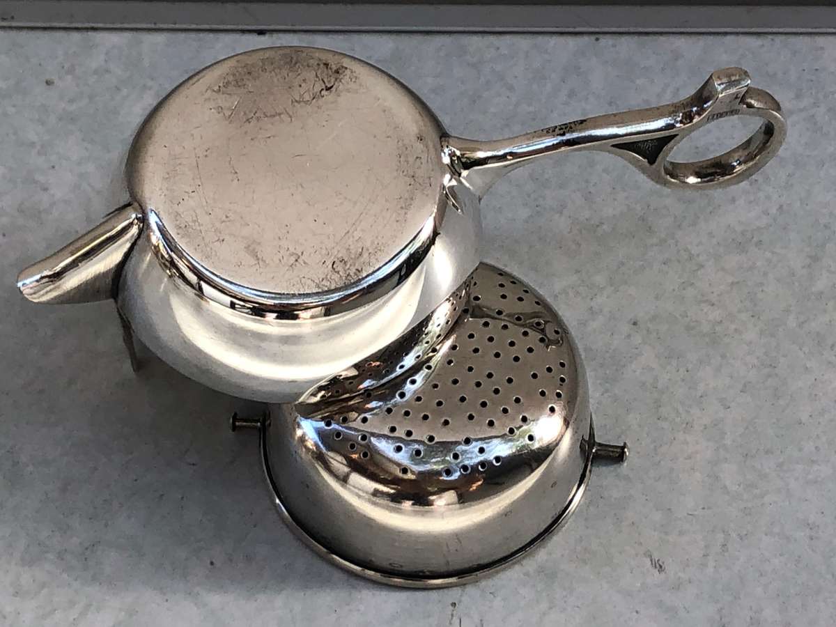 Stunning vintage Eberle (Brazil) spouted tea strainer circa 1940