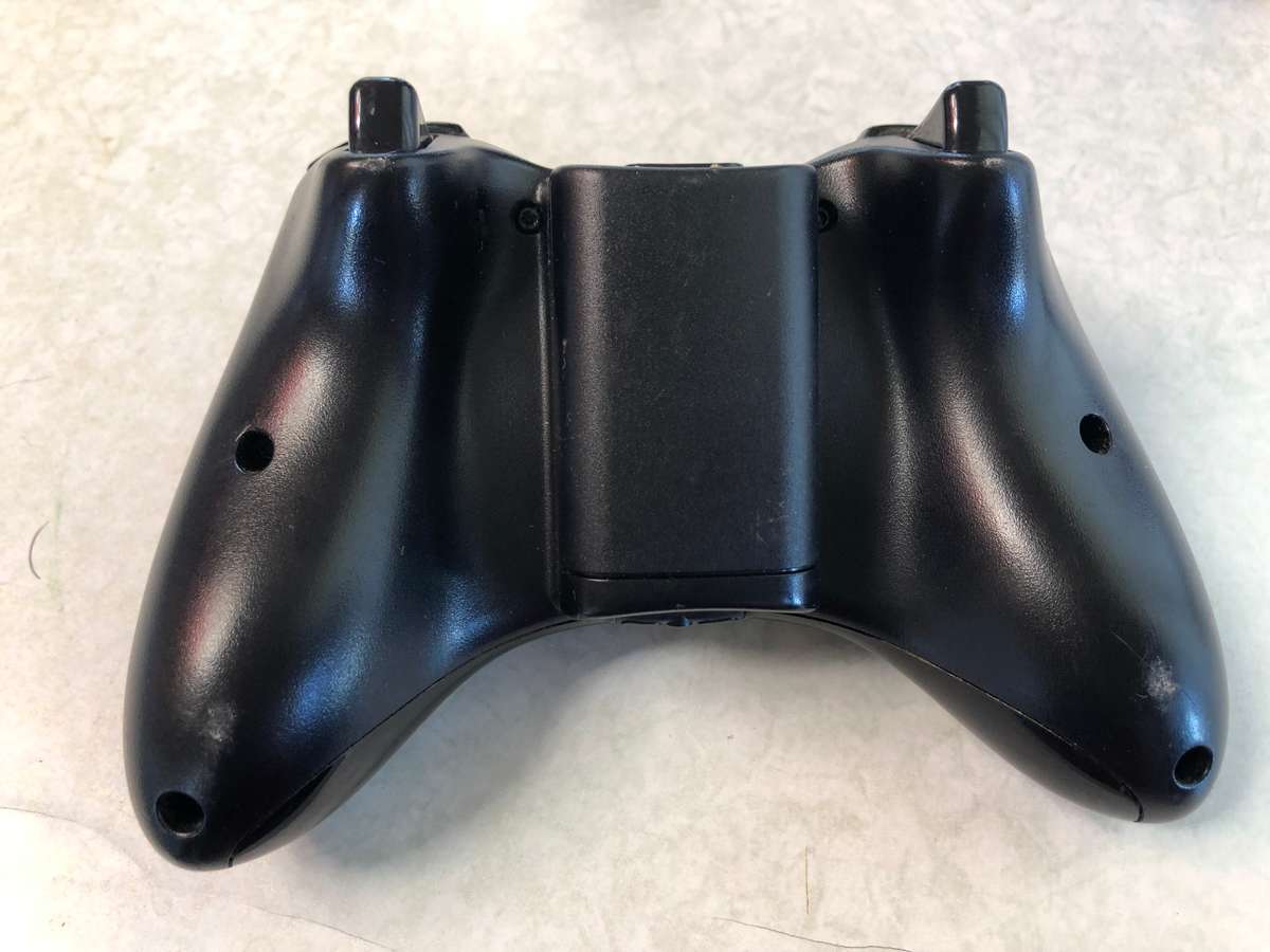 Xbox 360 wireless controller , full working order