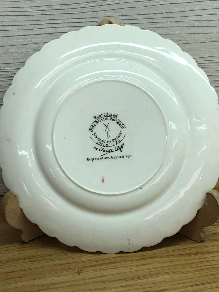 Clarice Cliff - reproduced 1770 Olde Bristol Porcelain Side Plate