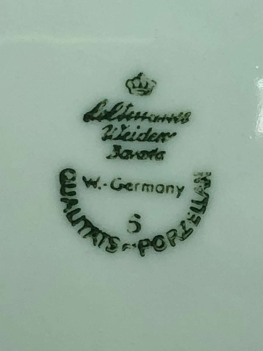 Le Conseguenze della guerra Seltmann Weiden Bavaria Porcelain Charger "The Consequences Of War"