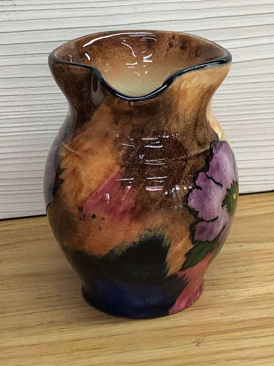 H & K Tunstall Milk Jug - Hollinshead and Kirkham (H&K) - c1930's