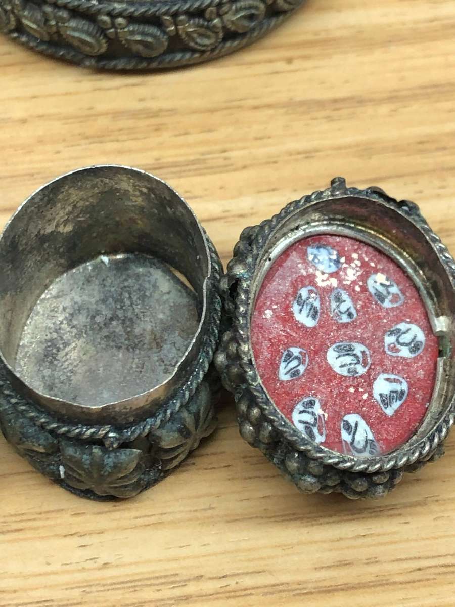 Selection of vintage pill boxes - Millefiori , enamel , coloured glass , various finishes