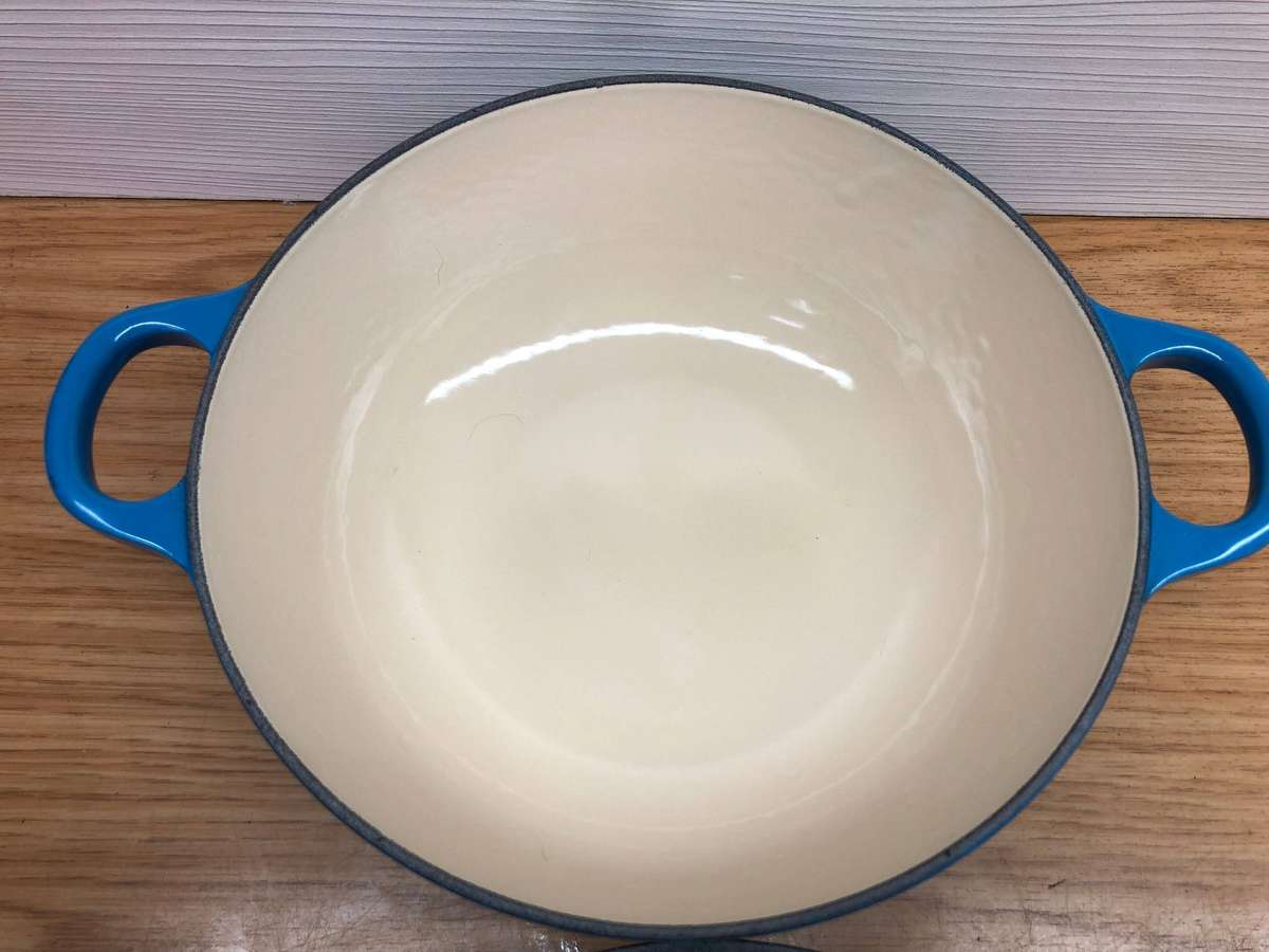 Signature Tramartine 24cm Le Creuset pot , brand new - unused