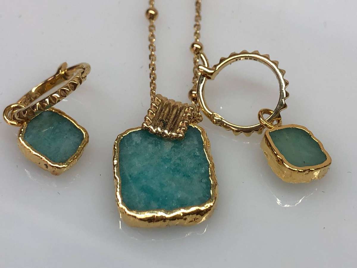Box set 18k gold plated 925 sterling silver with Amazonite Missoma Luna necklace and earring set