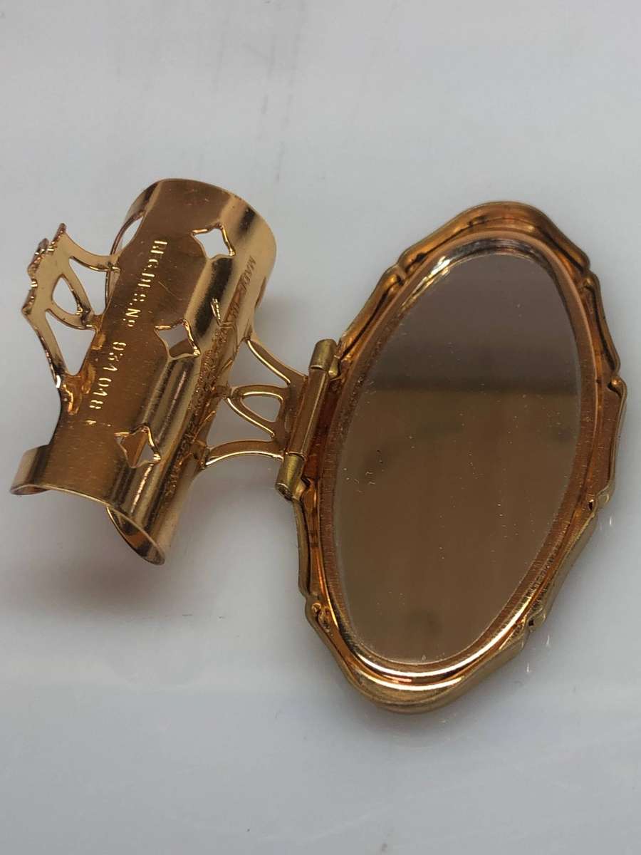 Quaint little Vanity lipstick holder made in Stratton England