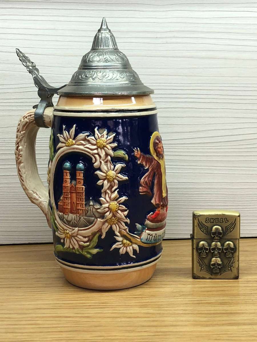 WOW !!! Stunning Gerz West German München lidded beer stein