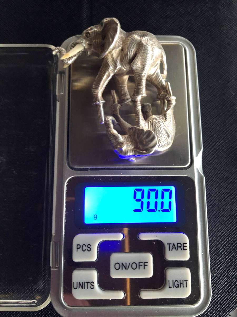 Patrick Mavros (1954 -) solid Sterling Silver Elephant sculpture 20th C Zimbabwe - 90g