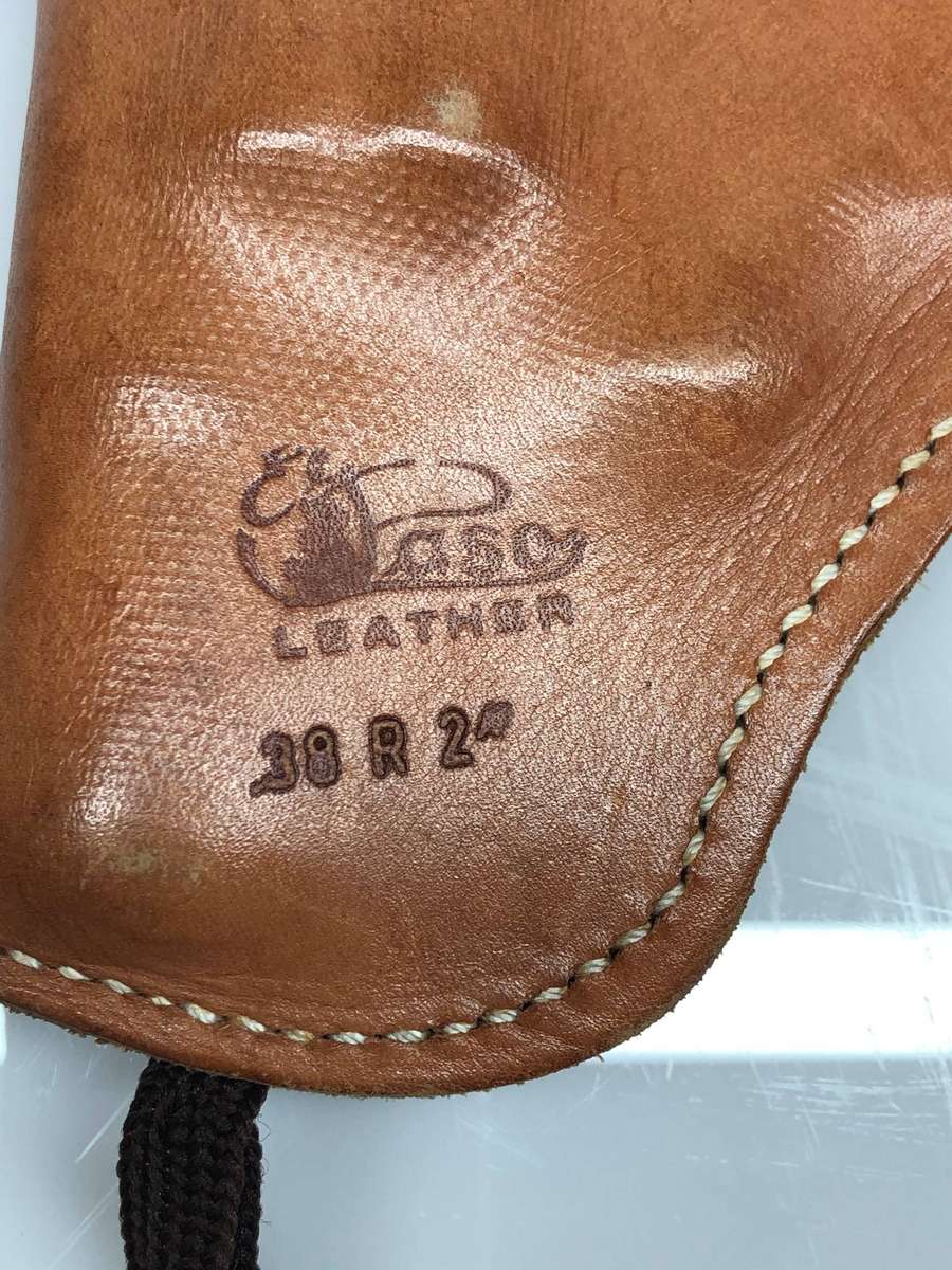 El Paso leather holster for a 38mm revolver - brand new
