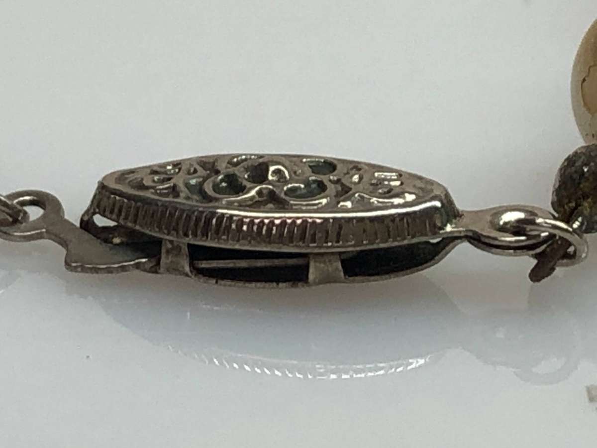 Pearl bracelet with a sterling silver clasp