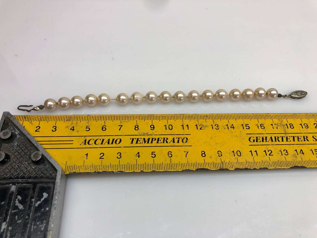 Pearl bracelet with a sterling silver clasp