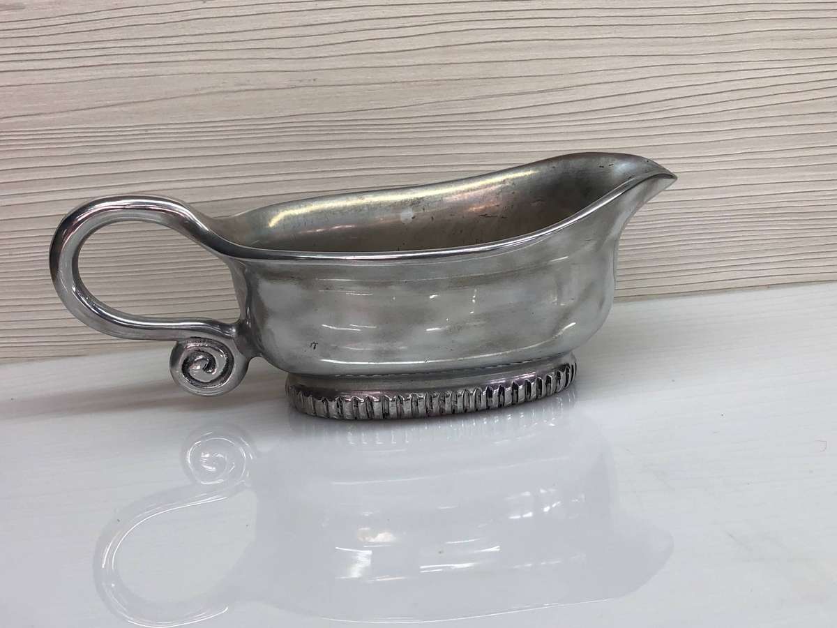 CARROL BOYES (1954 - 2019) ORIGINAL COIL PATTERN GRAVY BOAT