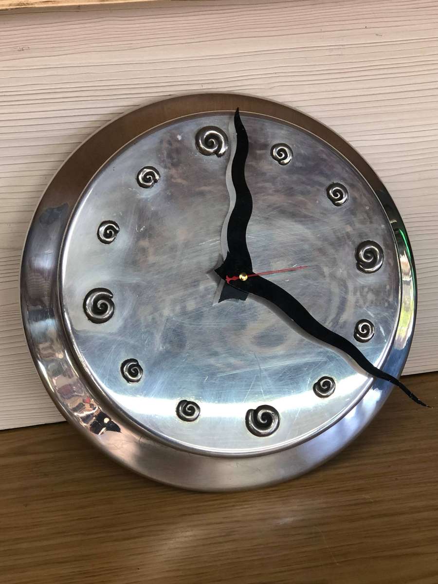 WOW !!! CARROL BOYES (1954 - 2019) FUNCTIONAL ART - COIL PATTERN QUARTZ WALL CLOCK