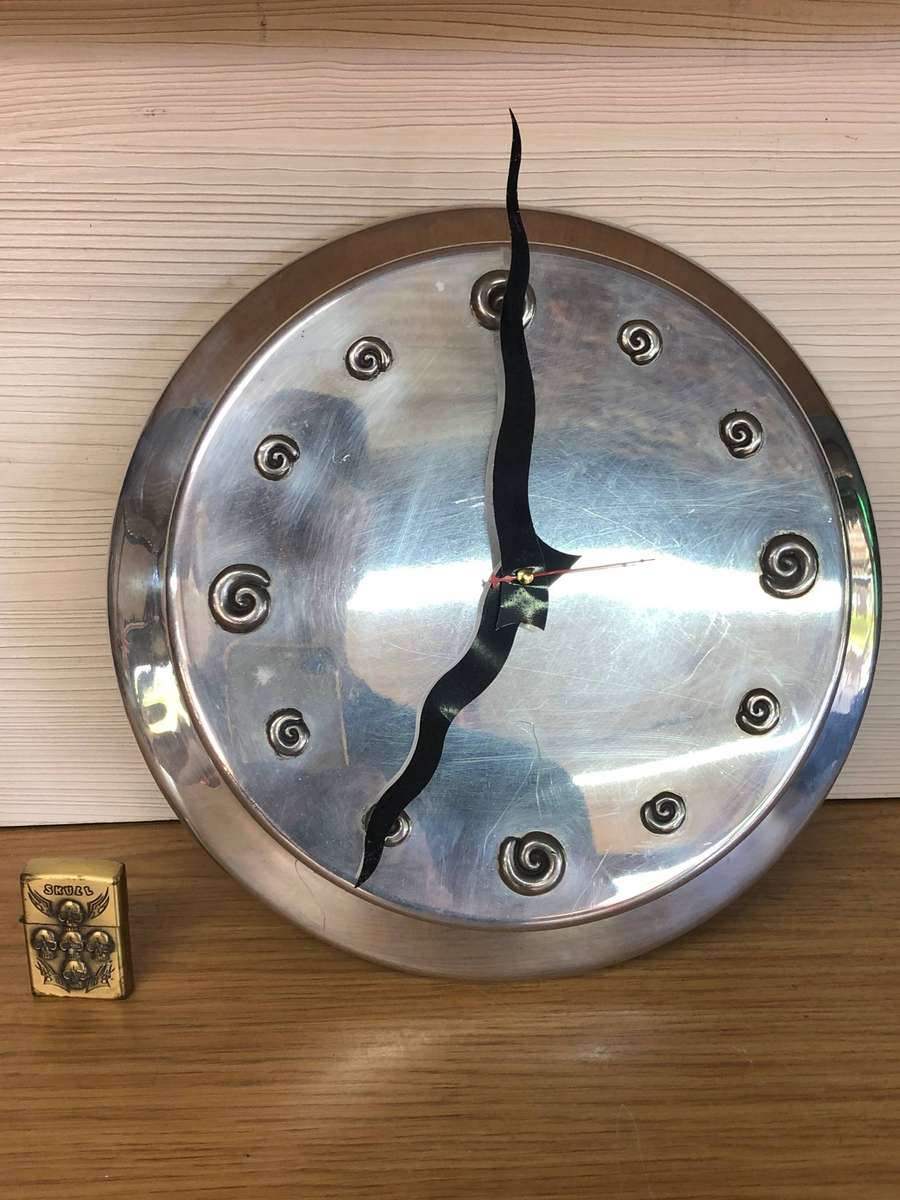 WOW !!! CARROL BOYES (1954 - 2019) FUNCTIONAL ART - COIL PATTERN QUARTZ WALL CLOCK