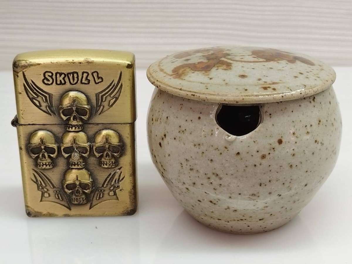 Kolonyama pottery studio stone ware lidded mustard pot