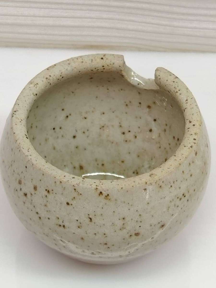Kolonyama pottery studio stone ware lidded mustard pot