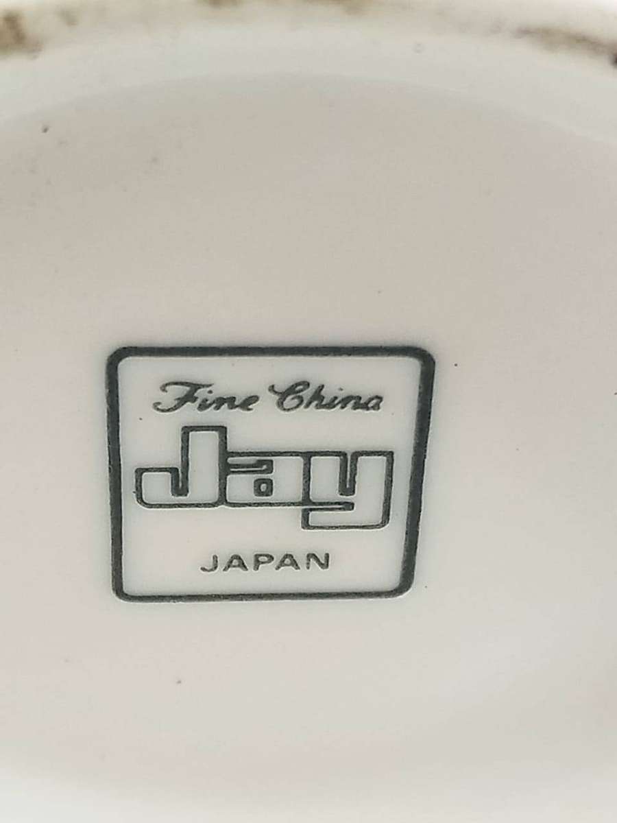 Japanese lidded porcelain urn with transfer by JAY fine china