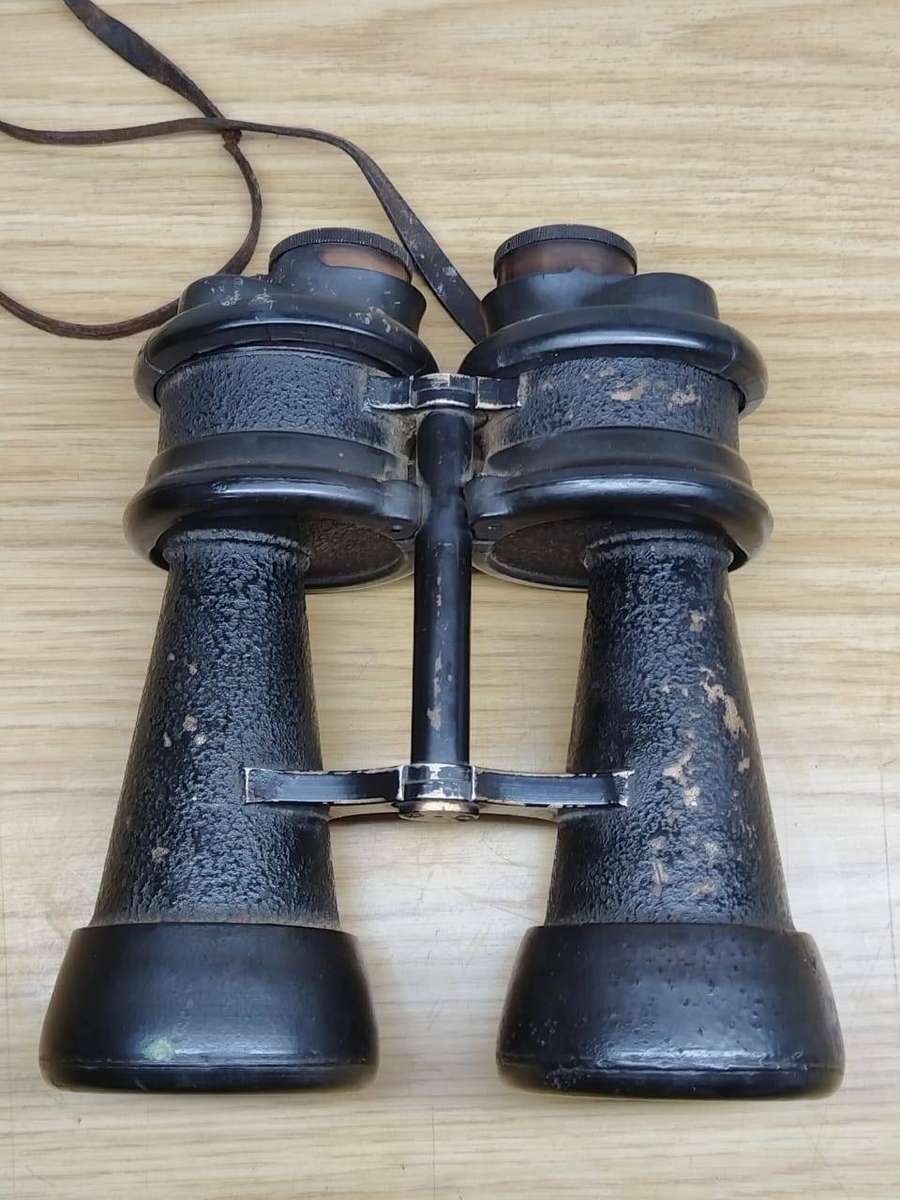 WWII German Kriegsmarine 7x50 U-Boat Binoculars  Ernst Leitz (beh)  Matching Serial, Intact Rubber
