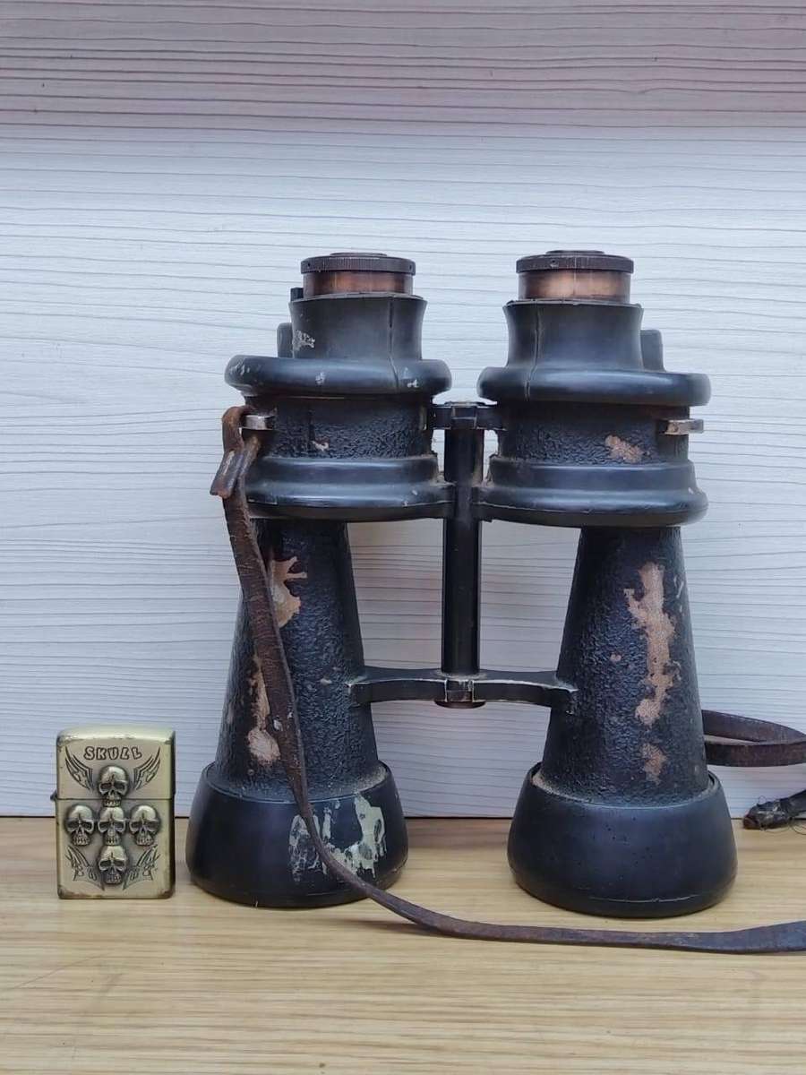WWII German Kriegsmarine 7x50 U-Boat Binoculars  Ernst Leitz (beh)  Matching Serial, Intact Rubber