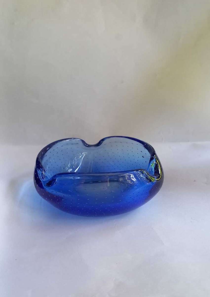Vintage blue bubble glass ashtray bowl
