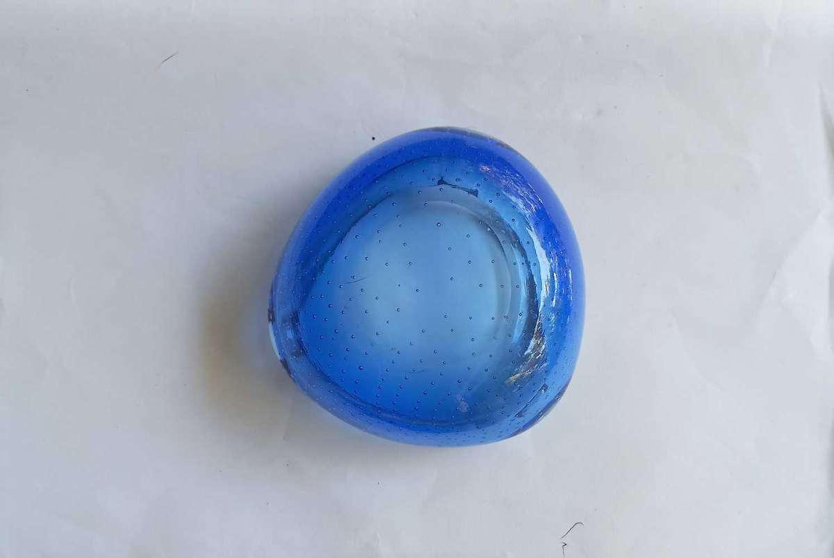 Vintage blue bubble glass ashtray bowl