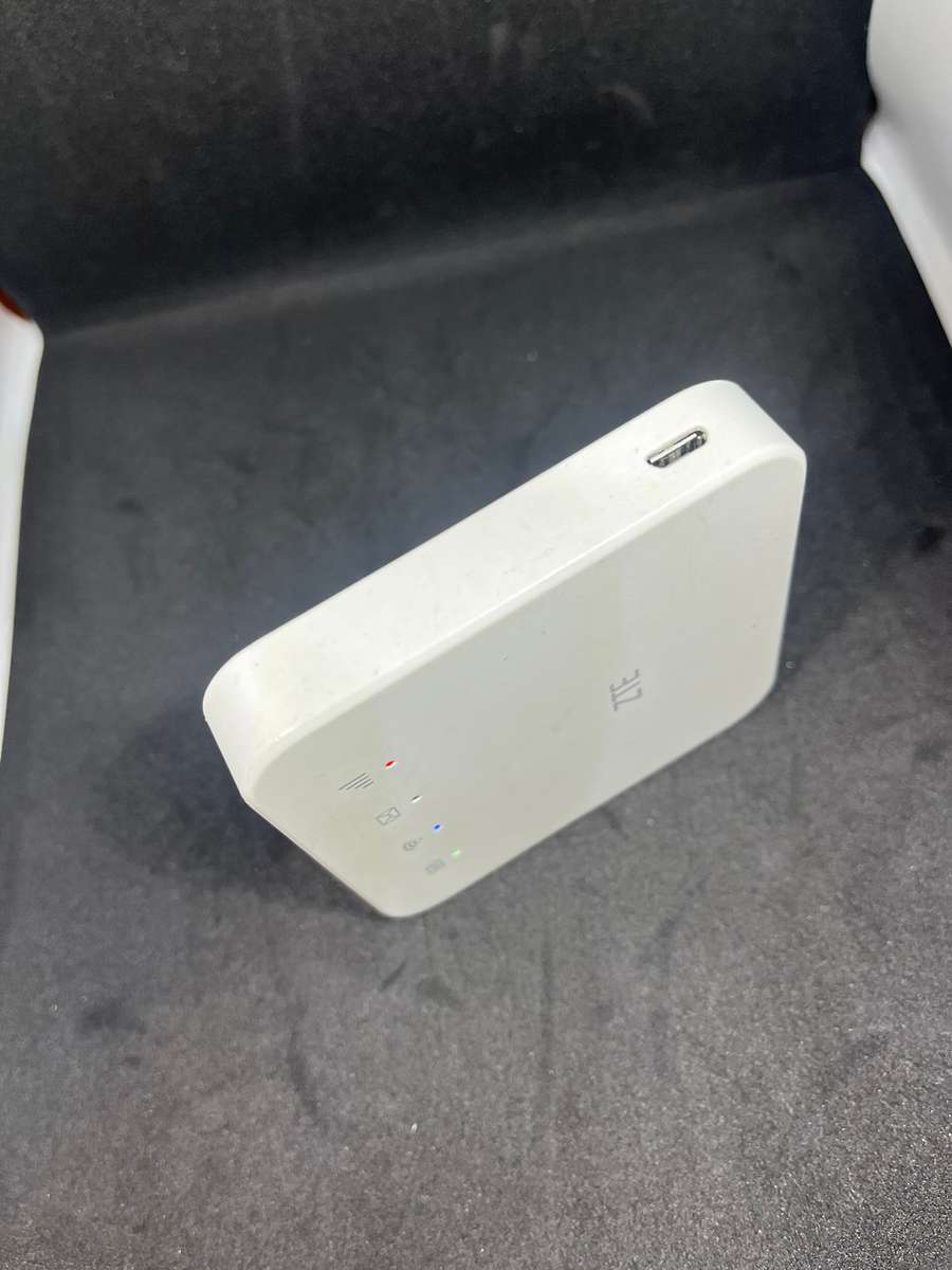 ZTE MiFi router for parts or repair