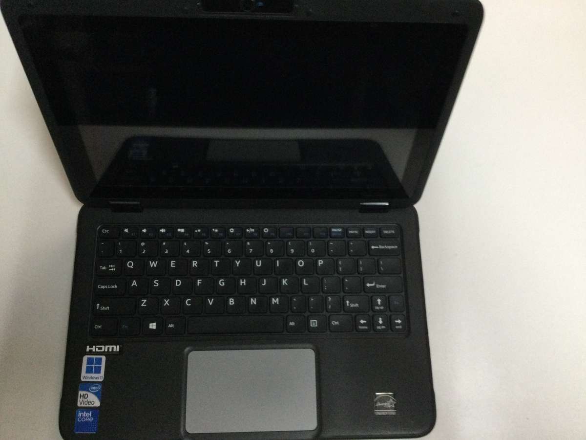CURRO Touchscreen laptop