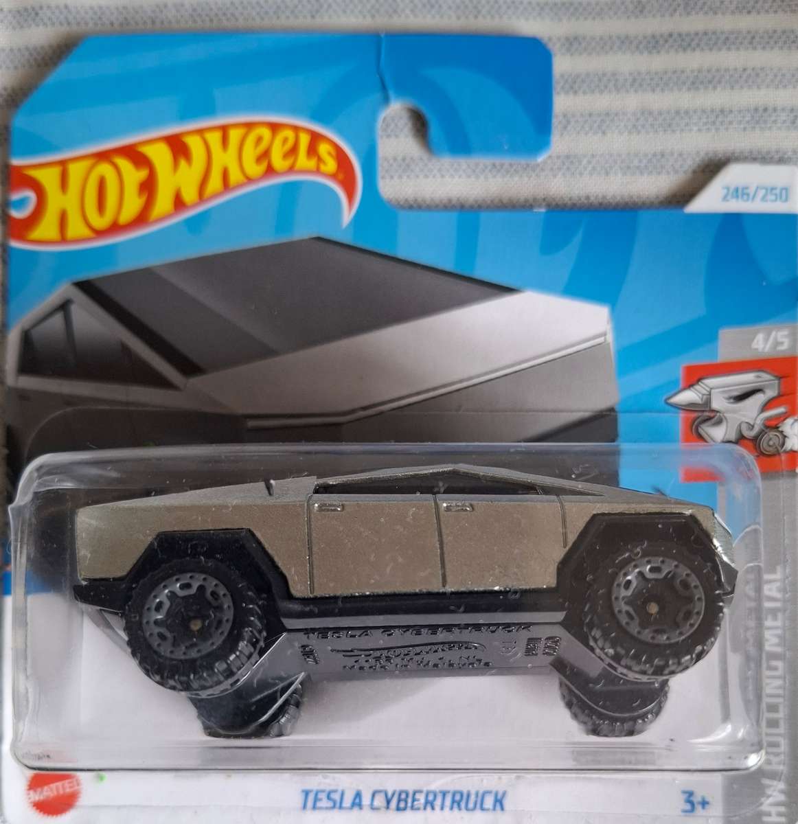 HW Cyber truck