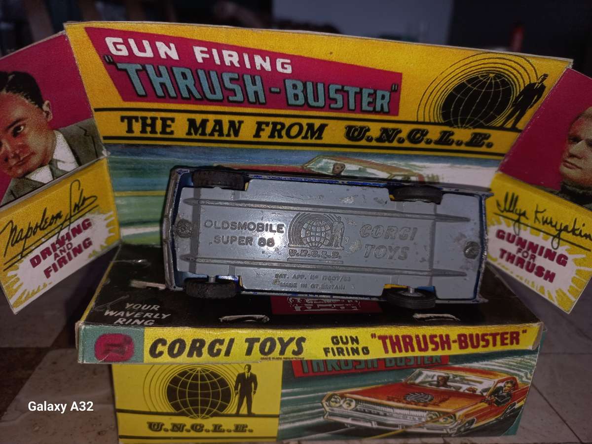 Corgi Oldsmobile Super 88