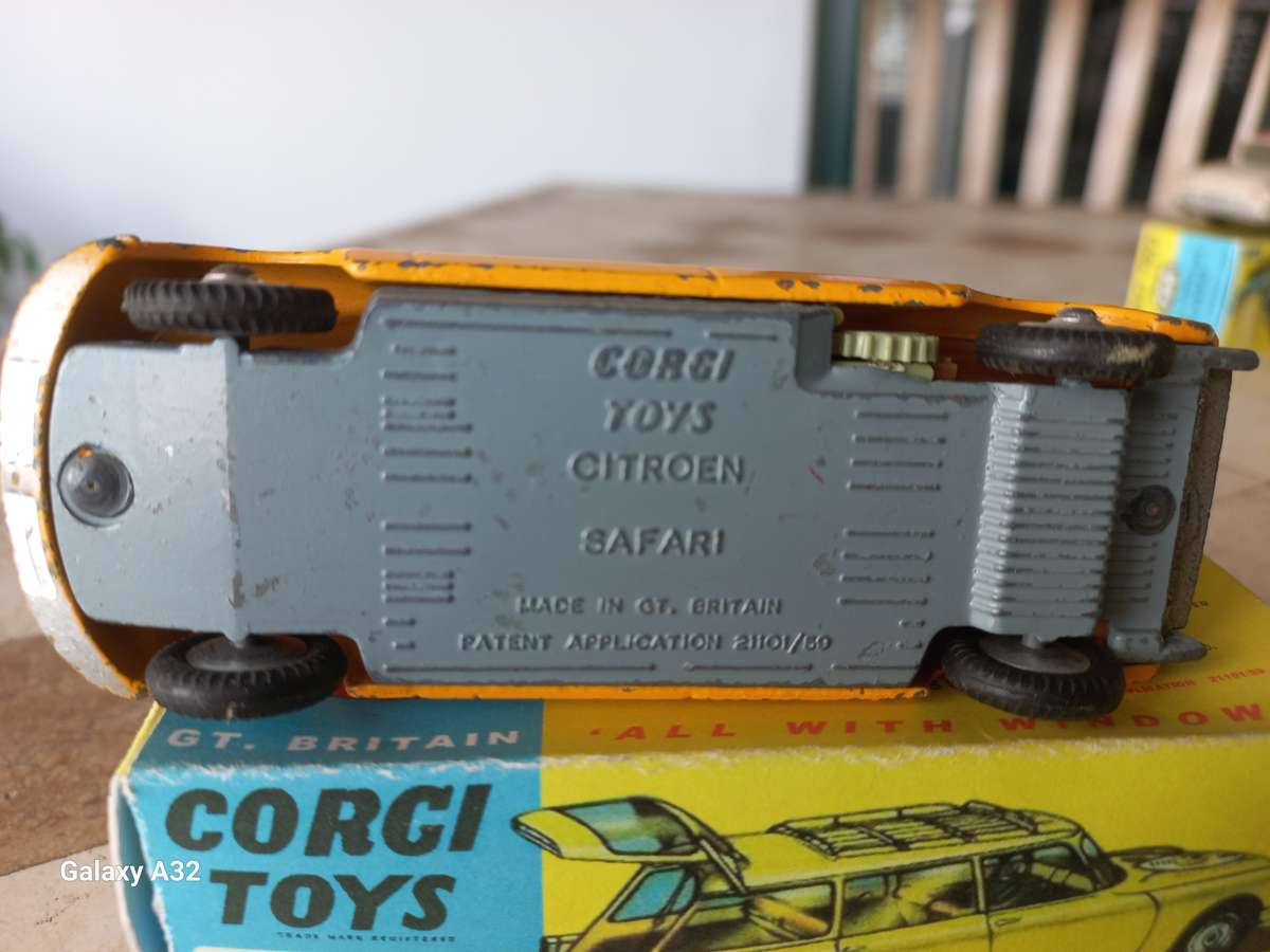 Corgi Citroën Safari