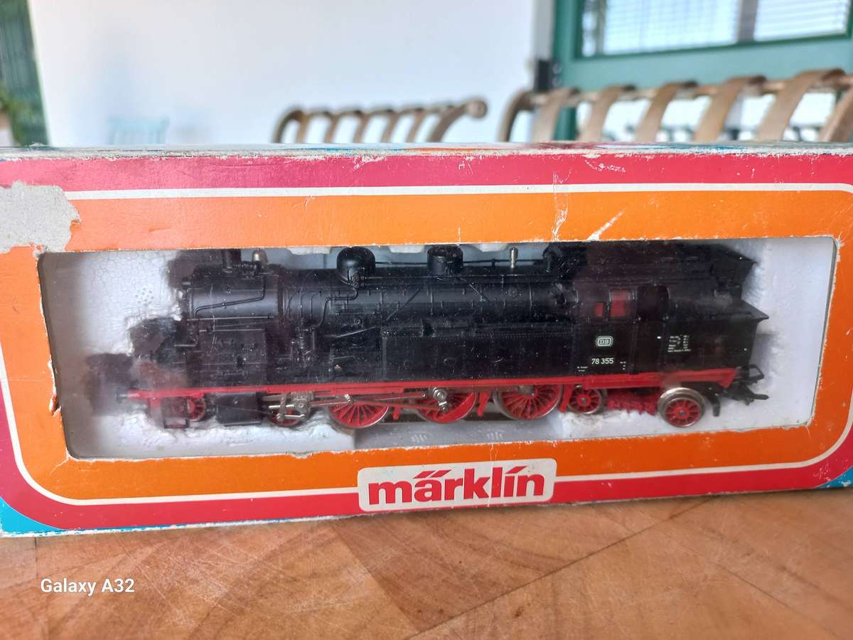 Marklin HO steam locomotive no 3106